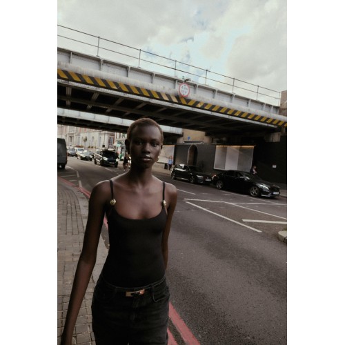 BODY AUS POLYAMID BODY AUS POLYAMID